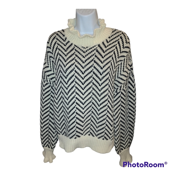 Sweater Oversized Medium by  Aaron & Amber Cream and Black ruffles & stripes - Picture 1 of 12